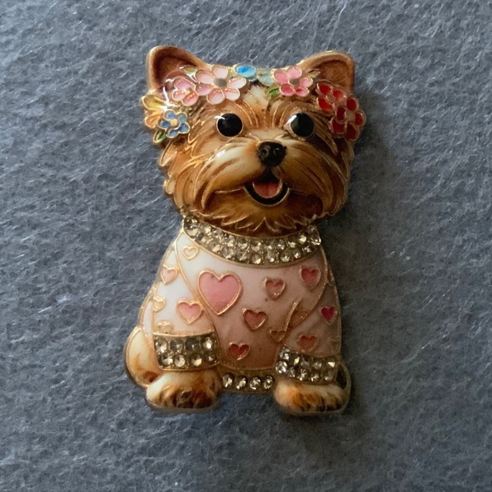 Cute Gold Tone Enamel Rhinestone Yorkie Dog Brooch Flower Crown Hearts Sweater